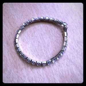 Small fake diamond bracelet